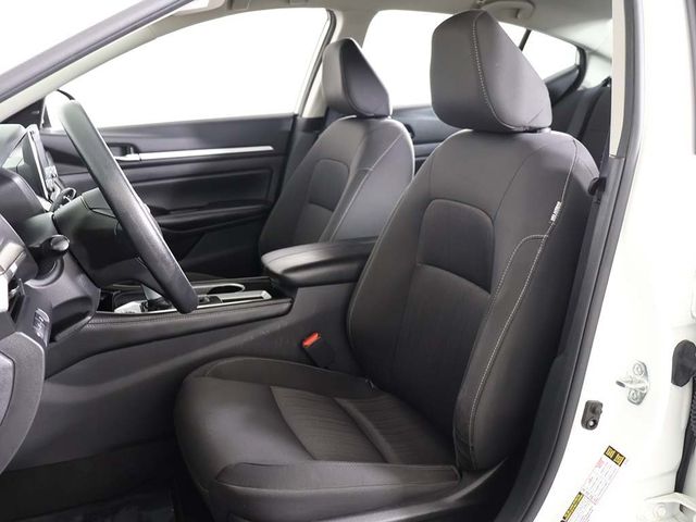 2023 Nissan Altima 2.5 SV Sedan - 22918099 - 24