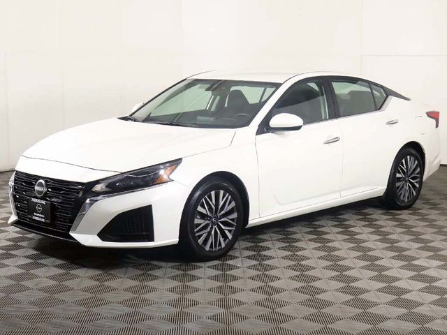 2023 Nissan Altima 2.5 SV Sedan - 22918099 - 4