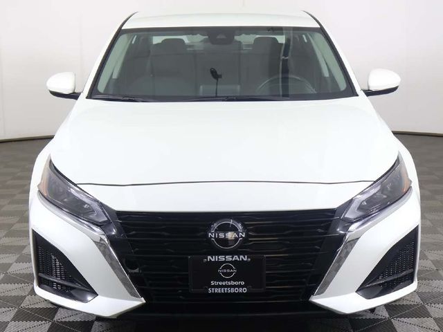 2023 Nissan Altima 2.5 SV Sedan - 22918099 - 7
