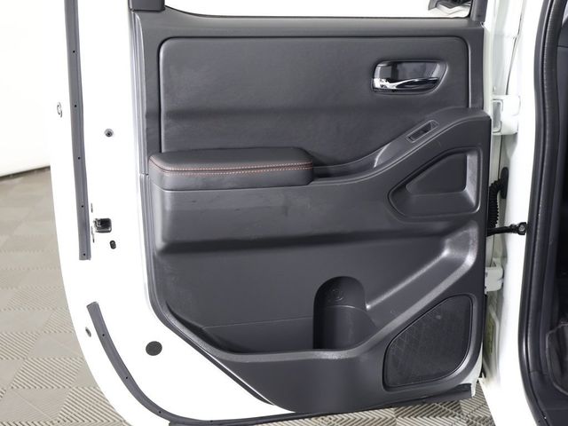 2023 Nissan Frontier Crew Cab 4x4 PRO-4X Automatic - 22921787 - 27