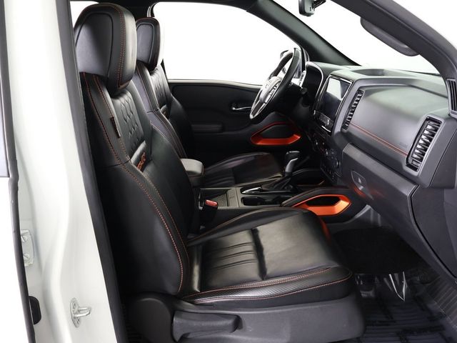 2023 Nissan Frontier Crew Cab 4x4 PRO-4X Automatic - 22921787 - 32