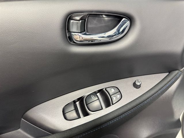 2023 Nissan Leaf S Hatchback - 22880494 - 11