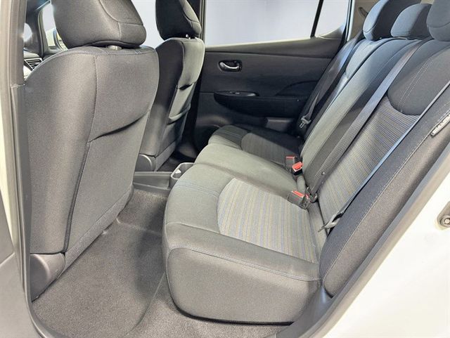 2023 Nissan Leaf S Hatchback - 22880494 - 17