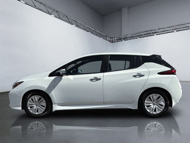 2023 Nissan Leaf S Hatchback - 22880494 - 1