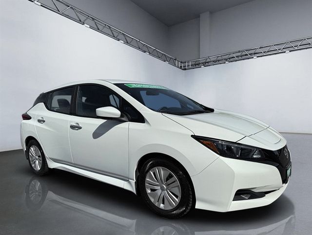 2023 Nissan Leaf S Hatchback - 22880494 - 7