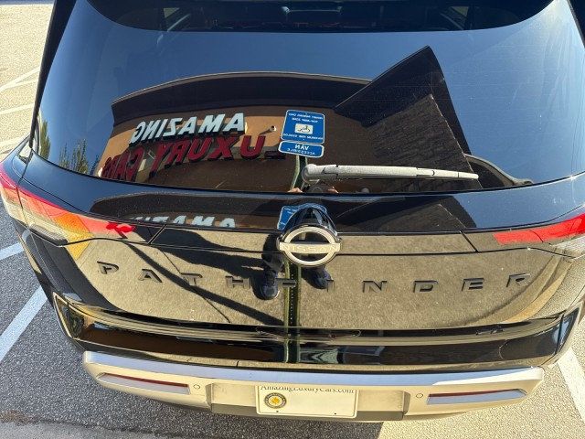 2023 Nissan Pathfinder SL 2WD - 22933735 - 3