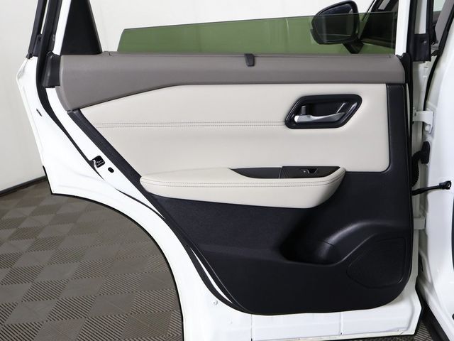 2023 Nissan Rogue AWD SL - 22930662 - 27