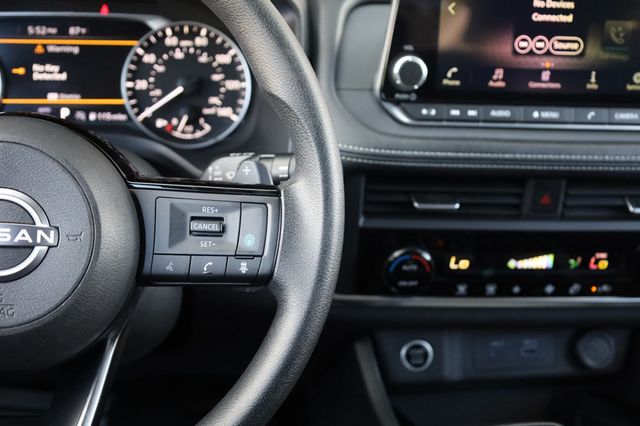 2023 Nissan Rogue AWD SV - 22866432 - 32