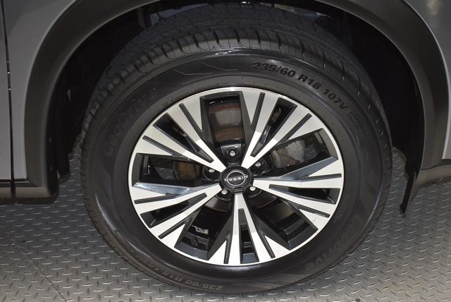 2023 Nissan Rogue AWD SV - 22936799 - 32