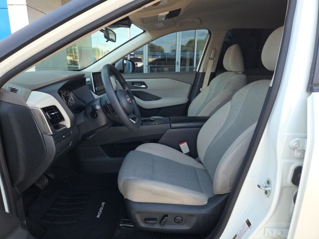 2023 Nissan Rogue FWD SV - 22911686 - 7