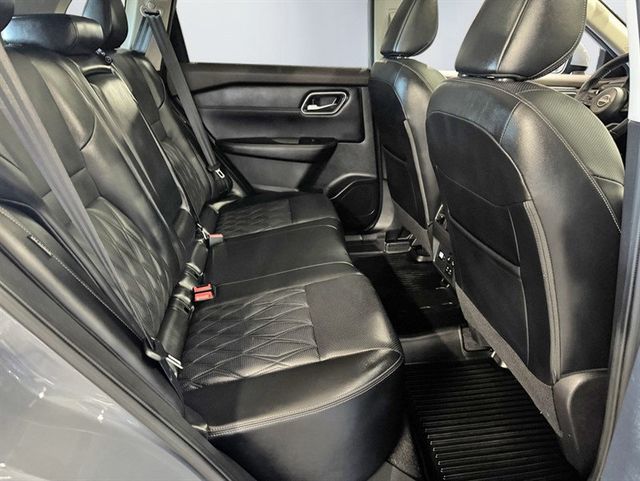 2023 Nissan Rogue Platinum AWD - 22929573 - 25