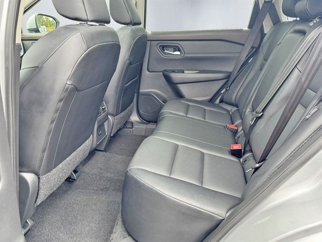 2023 Nissan Rogue SV AWD - 22932940 - 18