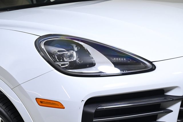 2023 Porsche Cayenne Platinum Edition - 22925199 - 10