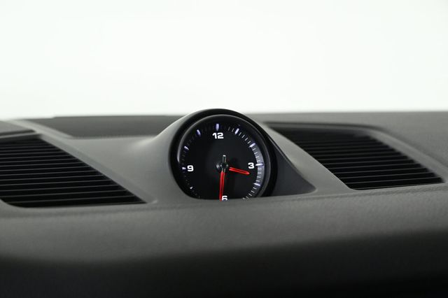 2023 Porsche Cayenne Platinum Edition - 22925199 - 24