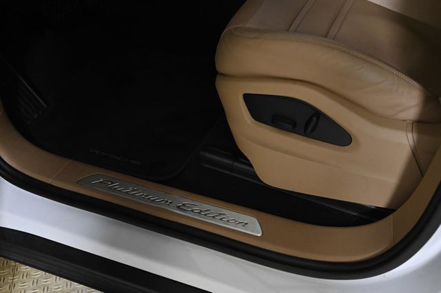 2023 Porsche Cayenne Platinum Edition - 22925199 - 26