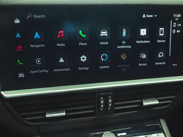 2023 Porsche Cayenne Platinum Edition - 22910725 - 16