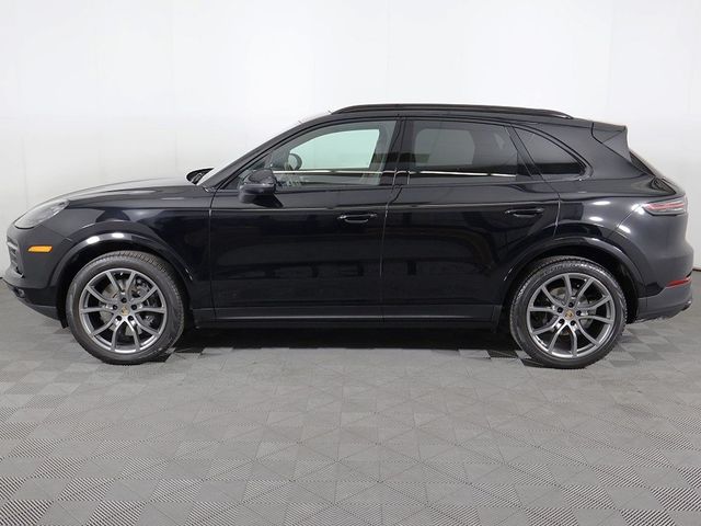 2023 Porsche Cayenne Platinum Edition - 22928362 - 19