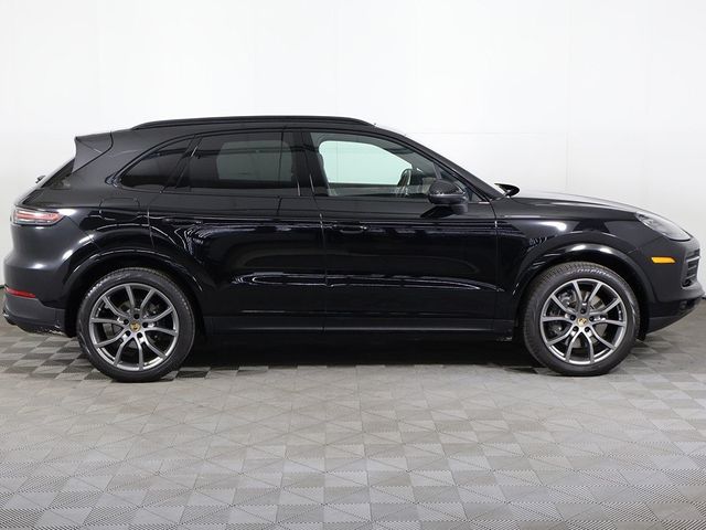 2023 Porsche Cayenne Platinum Edition - 22928362 - 20