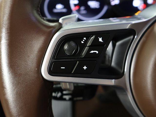 2023 Porsche Cayenne Platinum Edition - 22928362 - 45