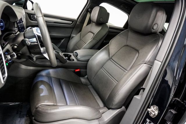 2023 Porsche Cayenne Platinum Edition Coupe - 22890406 - 17