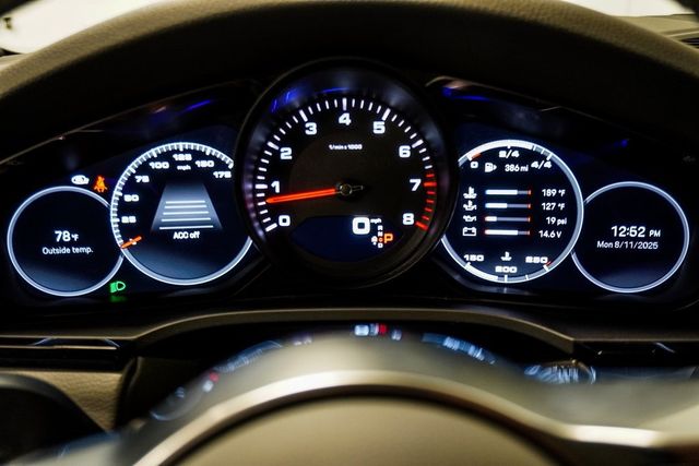 2023 Porsche Cayenne Platinum Edition Coupe - 22890406 - 46