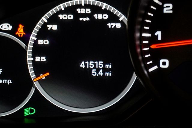 2023 Porsche Cayenne Platinum Edition Coupe - 22890406 - 47