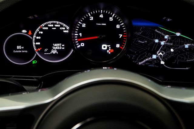 2023 Porsche Cayenne S - 22914257 - 30