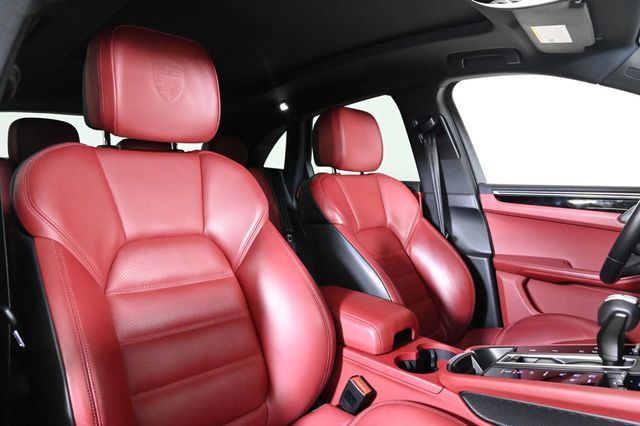 2023 Porsche Macan T - 22908170 - 17