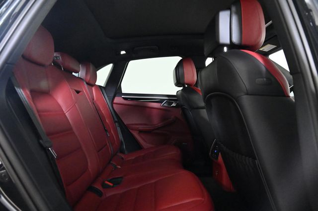2023 Porsche Macan T - 22908170 - 18