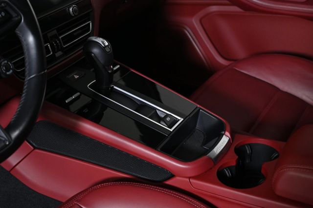 2023 Porsche Macan T - 22908170 - 26