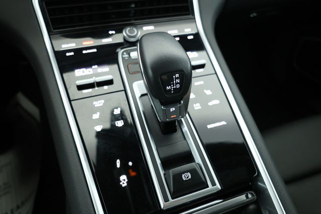 2023 Porsche Panamera 4 E-Hybrid Platinum Edition AWD w/ 21'' Wheels & Rear 2+1 Seats - 22906979 - 14