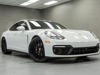 2023 Porsche Panamera Platinum Edition's photo