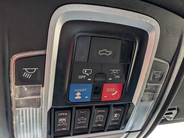 2023 Ram 1500 Laramie 4x4 Crew Cab 5'7" Box - 22930370 - 14