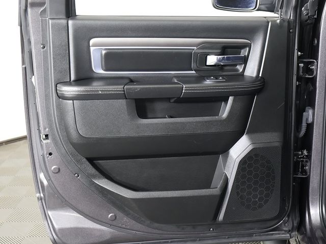2023 Ram 1500 Classic Warlock 4x4 Crew Cab 5'7" Box - 22924838 - 20