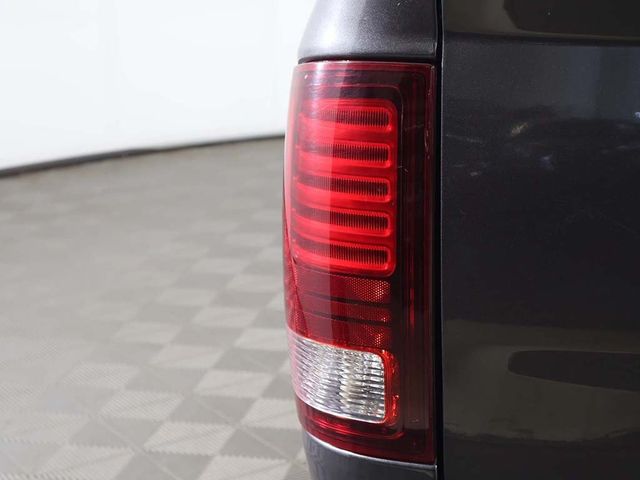 2023 Ram 1500 Classic Warlock 4x4 Crew Cab 5'7" Box - 22936061 - 11