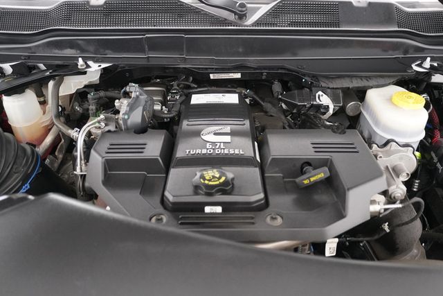 2023 Ram 2500 Laramie 4x4 Crew Cab 6'4" Box - 22913559 - 32