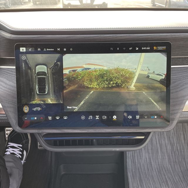 2023 Rivian R1S Adventure/OuadMotor/LargePack/AdaptiveCruiseControl/BlindSpot - 22937609 - 13