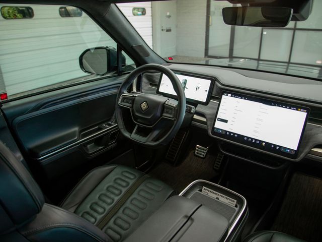 2023 Rivian R1S Adventure Quad-Motor Large Pack - 22871152 - 13