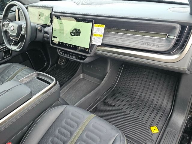 2023 Rivian R1S Adventure Quad-Motor Large Pack - 22938169 - 10