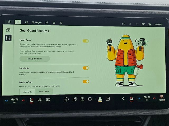 2023 Rivian R1S Adventure Quad-Motor Large Pack - 22938169 - 27