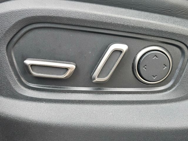 2023 Rivian R1S Adventure Quad-Motor Large Pack - 22938169 - 32