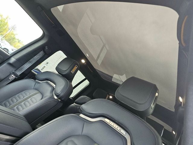 2023 Rivian R1S Adventure Quad-Motor Large Pack - 22938169 - 3