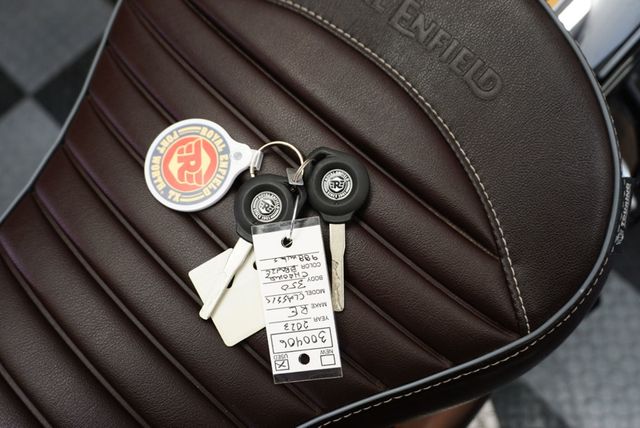 2023 ROYAL ENFIELD CLASSIC 350 CERTIFIED PRE-OWNED! - 22895001 - 26