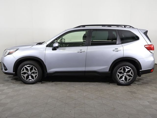 2023 Subaru Forester Premium CVT - 22897763 - 17