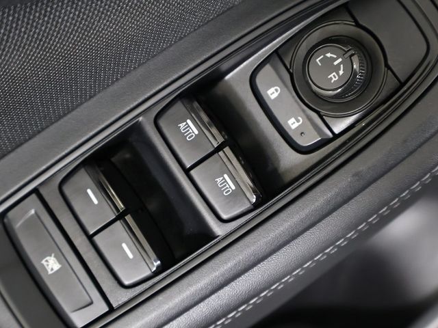 2023 Subaru Forester Premium CVT - 22897763 - 39