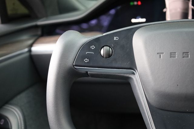 2023 Tesla Model S AWD - 22935970 - 30