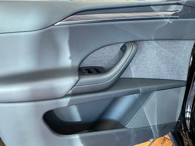 2023 Tesla Model X AWD - 22939352 - 14