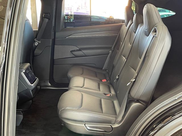 2023 Tesla Model X AWD - 22939352 - 16