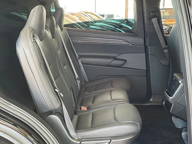 2023 Tesla Model X AWD - 22939352 - 23