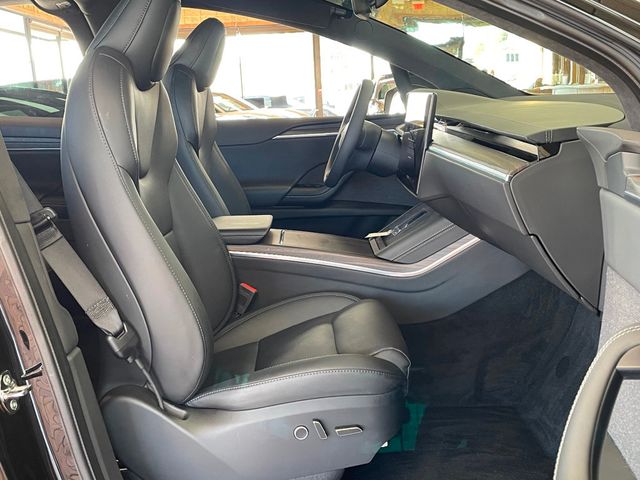 2023 Tesla Model X AWD - 22939352 - 24
